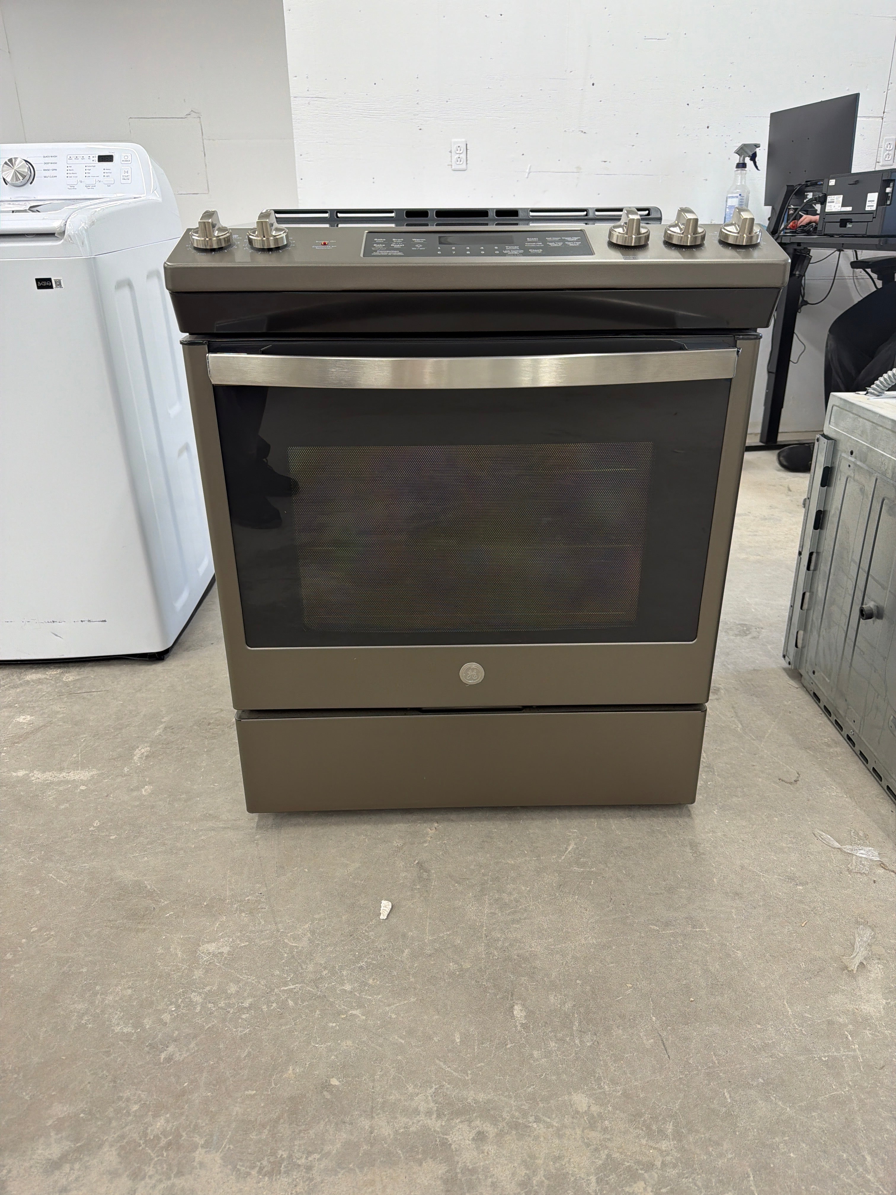 JCS840EMES