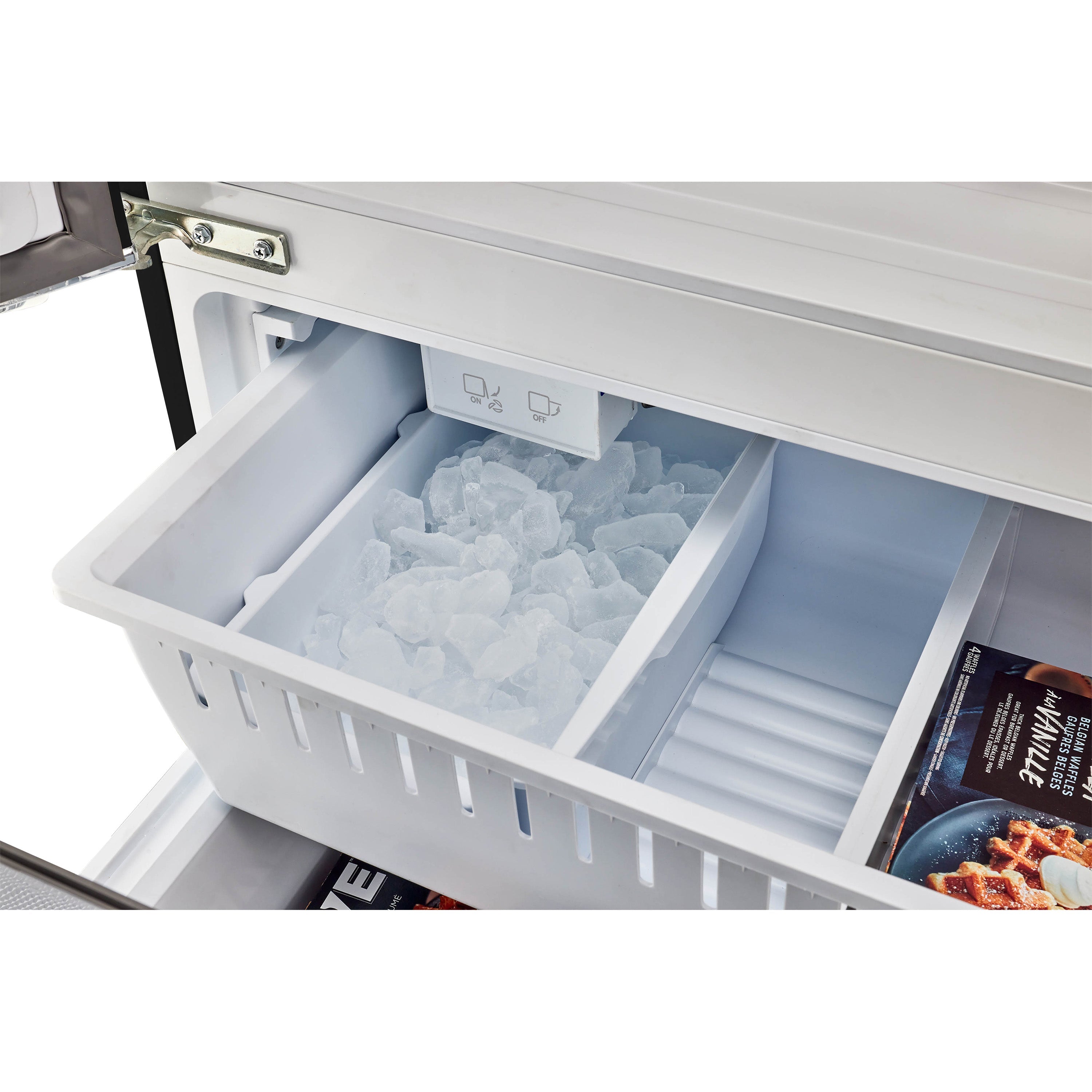 UGP-595L B AC - Réfrigérateur à portes françaises Classic Retro 36 po, 21,4 pi³, sans givre, modèle UGP‑595L B AC, noir minuit