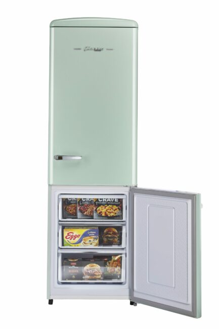 UGP-330L LG AC - Réfrigérateur rétro Classic à congélateur inférieur 11,7 pi³, 23,6 po, Vert menthe d’été